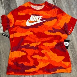 Nike T-shirt